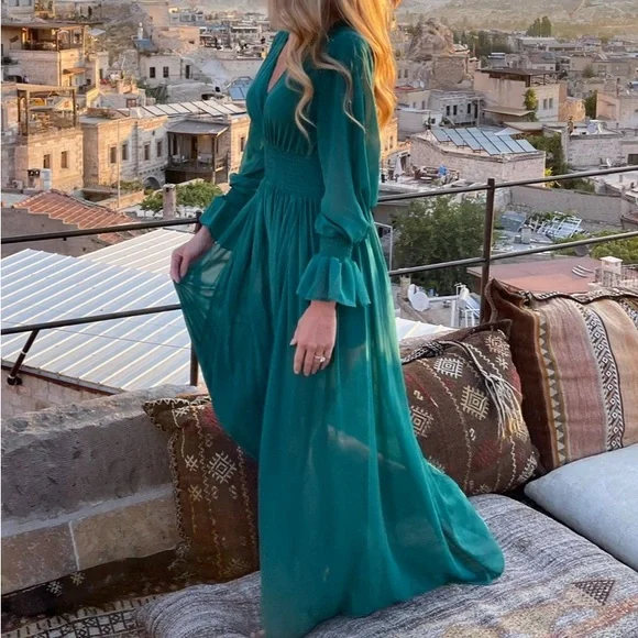 SHEIN Emerald Green Maxi Dress
Size XS - Picture 6 of 9